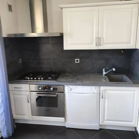 Apartment Appart Proche Bord De Nice